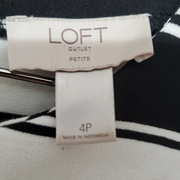 LOFT Black and White Striped Dress Womens Size 4P - Picture 5 of 7
